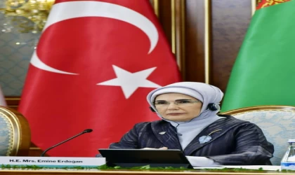 Emine Erdoğan, lider eşleriyle bir araya geldi
