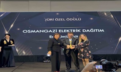 Enerjimiz Eşit projesine bir ödül de Toplumsal Fayda Ödüllerinden geldi