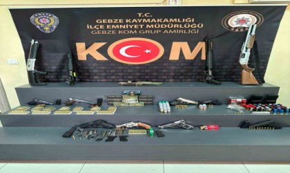 Eş zamanlı silah kaçakçılığı operasyonu: 23 gözaltı