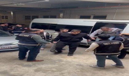 Eş zamanlı silah kaçakçılığı operasyonu: 5 tutuklama