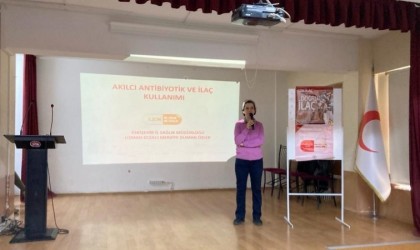 Eskişehirde öğrencilere akıllı ilaç eğitimi verildi
