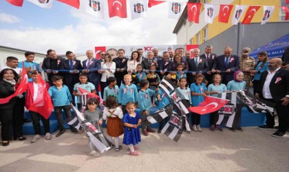 Gaziantep Valisi Çeber: Emeklerinden dolayı Beşiktaş Kulübüne teşekkür ediyoruz