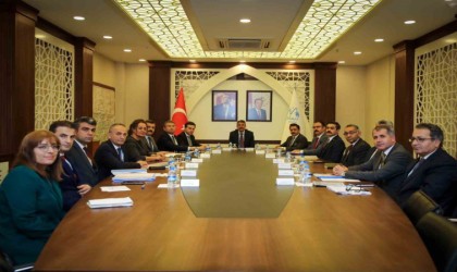 Hakkaride ‘İl Tahsisat Komisyon Toplantısı yapıldı