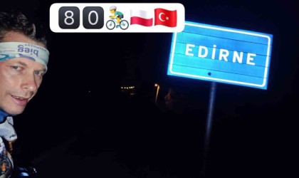 Hastalığıyla mücadele için 100 gün bisiklet sürecek Polonyalı Türkiyede