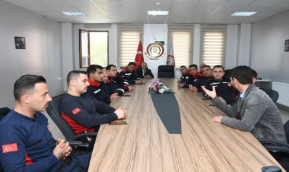 İtfaiyecilere hayvan kurtarma eğitimi verildi