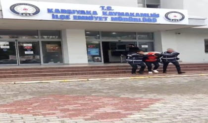 İzmirde 2 zehir taciri yakalandı