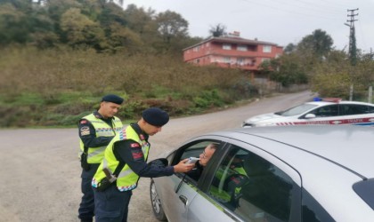 Jandarma trafik ekiplerinden yoğun denetim