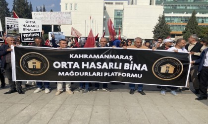 Kahramanmaraşta orta hasarlı bina sakinlerinden basın açıklaması