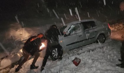 Kanala düşen araç için polis ve jandarma seferber oldu