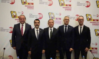 Kanser hastaları için olağanüstü etkili besin ya da içecek yok