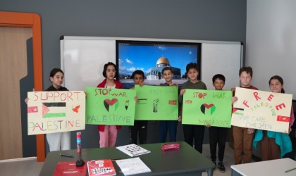 Karataylı minik öğrencilerden Filistine destek