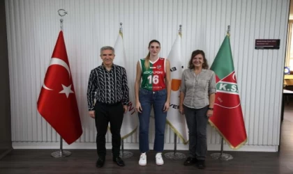 Karşıyaka Medicalpoint’ten takviye