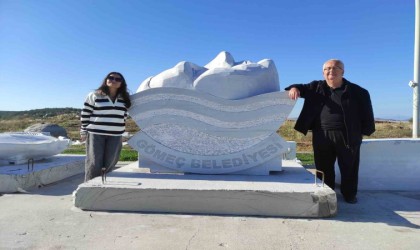 Kazakistanlı Gazeteciler, Gömeç Heykel Sempozyumunu ziyaret etti
