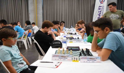 Konyaaltında satranç heyecanı başlıyor