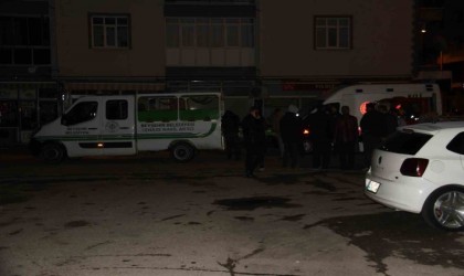 Konyada kamyonet sürücüsü direksiyon başında ölü bulundu