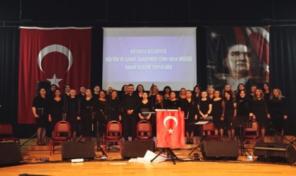 Kütahyada THM Kadın Sesleri Topluluğundan “Kahramanlık Türküleri” konseri