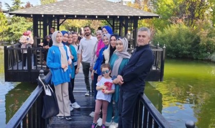 Lise öğrencileri, öğretmen ve aileleri Konya gezisinde