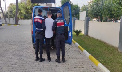 Manavgatta 10 yıl hapis cezası ile aranan firari jandarma operasyonuyla yakalandı