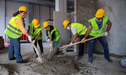 MERCEKte kursiyerler teorik ve uygulamaları eğitim alıyor