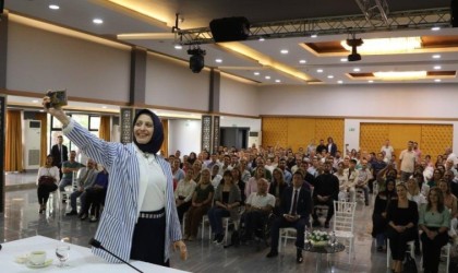 Milli Eğitim Müdürü Durmuş, öğrenci ve öğretmenlerle bir araya geliyor