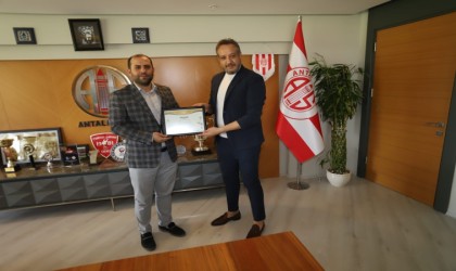 MÜSİAD Antalyada Antalyaspora destek