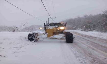 Osmangazide karlı yollarla anında müdahale