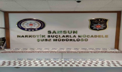 Otobüs terminalinde uyuşturucu operasyonu: 4 gözaltı