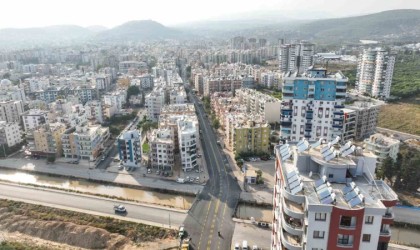 Silifkede asfalt çalışmaları sürüyor