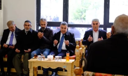 Şırnak Valisi Cevdet Atay’dan, yangında hayatını kaybeden Umut’un ailesine taziye ziyareti