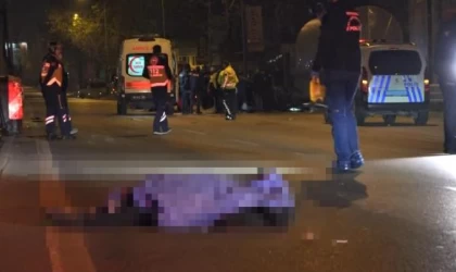 Takla atan otomobilden fırlayan kadın öldü; sağlık ekiplerine saldıran yaralı kaçtı