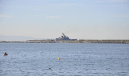 ’TCG Akın’, 7 kayıp denizci için Ereğli’de