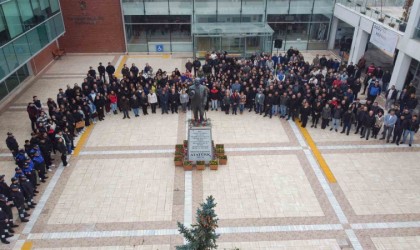 Tepebaşından Ataya saygı duruşu