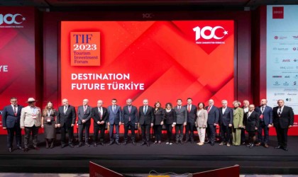 Turizm Yatırım Forumunda Türkiyenin dünya turizminde zirve iddiası öne çıktı