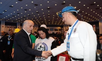 Türk-İş Genel Başkanı Atalay: Enflasyon da olmasın, zam da yapmayın