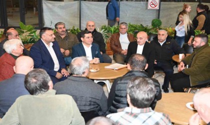 Tütüncü, Doğu Garajı Festival Çarşısı esnafıyla bir araya geldi