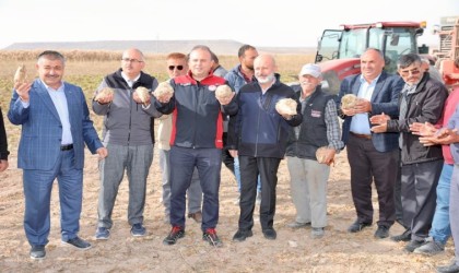 Yapılan yatırımlarla Kocasinanlı çiftçilerin hasatta yüzü gülüyor