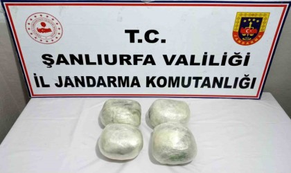 Yolcu otobüsünde 5 kilo esrar ele geçirildi