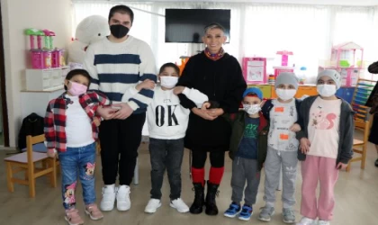 5 kez kanseri yendi, hayatını kanser hastası çocuklara adadı