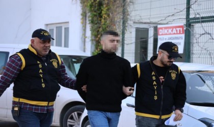 Adanada Starbucksa silahlı saldırı yapan şüpheli tutuklandı