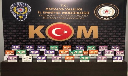 Antalyada 157 bin 920 adet makaron ele geçirildi