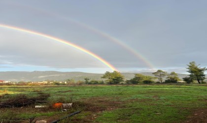 Antalyada çift gökkuşağı kartpostallık görüntü oluşturdu