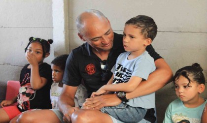 Antalyaspor, Güney Afrikalı çocukların yanında