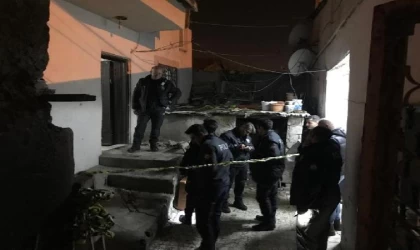 Aynı evde yaşadığı kadını tüfekle yaraladı