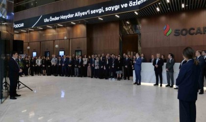 Azerbaycan halkının Ulusal Lideri Haydar Aliyev, vefatının 20nci yıl dönümünde anıldı