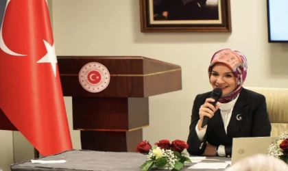 Bakan Göktaş, Cenevre Başkonsolosluğu’nda Türk vatandaşlarıyla görüştü