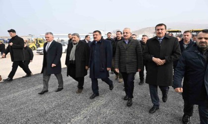 Bakan Uraloğlu: “Depremden etkilenen yollar için 2023de 6,3 milyar TL harcandı”