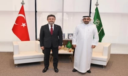 Bakan Yumaklı, Suudi Arabistan’da resmi temaslarda bulundu