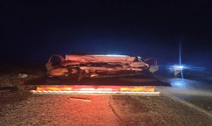 Balıkesir’de cip ile kamyon çarpıştı; aynı aileden 3 ölü