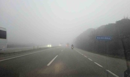 Bandırma güne sisle uyandı