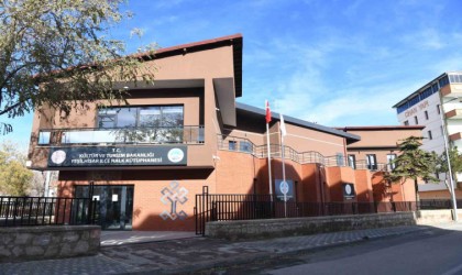 Başkan Büyükkılıç: “Yeşilhisar İlçe Halk Kütüphanesini açıyoruz”